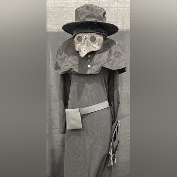 Costume. Adult. Plague Doctor. Size medium men's. - Picture 3 of 4
